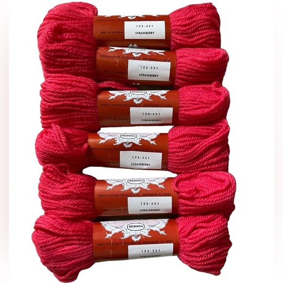 Strawberry VTG NOS Scovill Dritz Luxury 100% Virgin Wool Needlepoint 40 yds - Picture 4 of 4